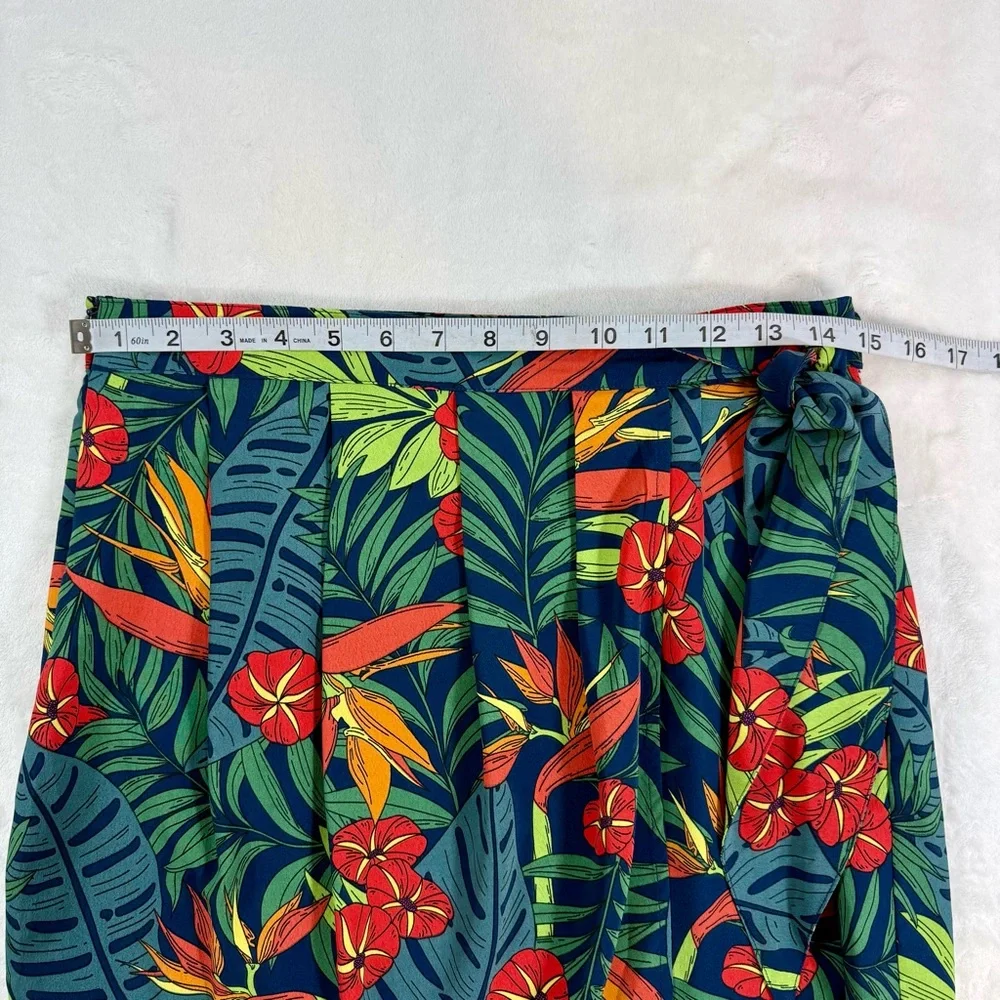 NEW Molly Bracken Green Navy Floral Faux Wrap Skirt Womans Size Small NWT‎
